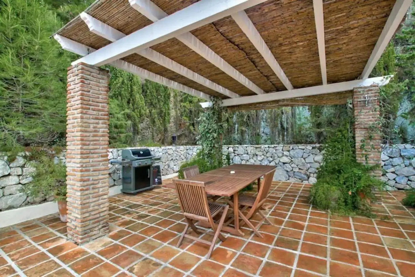Villa-Atreju-Fuer-Bis-Zu-10-Personen-Mit-Pool-Gaestehaus-Top-Ausstattung Competa