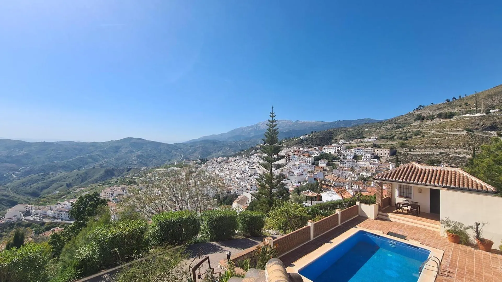Villa Villa-Atreju-Fuer-Bis-Zu-10-Personen-Mit-Pool-Gaestehaus-Top-Ausstattung Competa